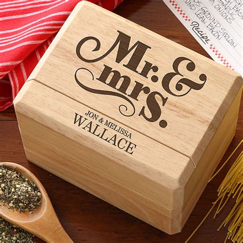 personalized gifts for weddings.